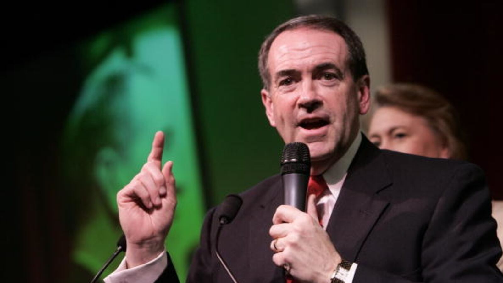 cheats/2012/08/30/wasserman-schultz-huckabee-is-irrelevant/huckabee-radio_bdxelg