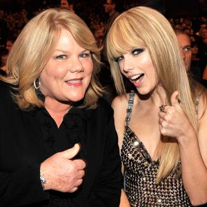 Andrea Swift and Taylor Swift