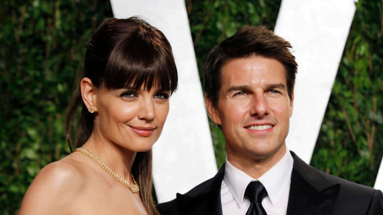 articles/2012/07/10/tom-cruise-and-katie-holmes-divorce-settlement-6-unsolved-mysteries/tomkat-unsolved-mysteries-crocker_fzw62e