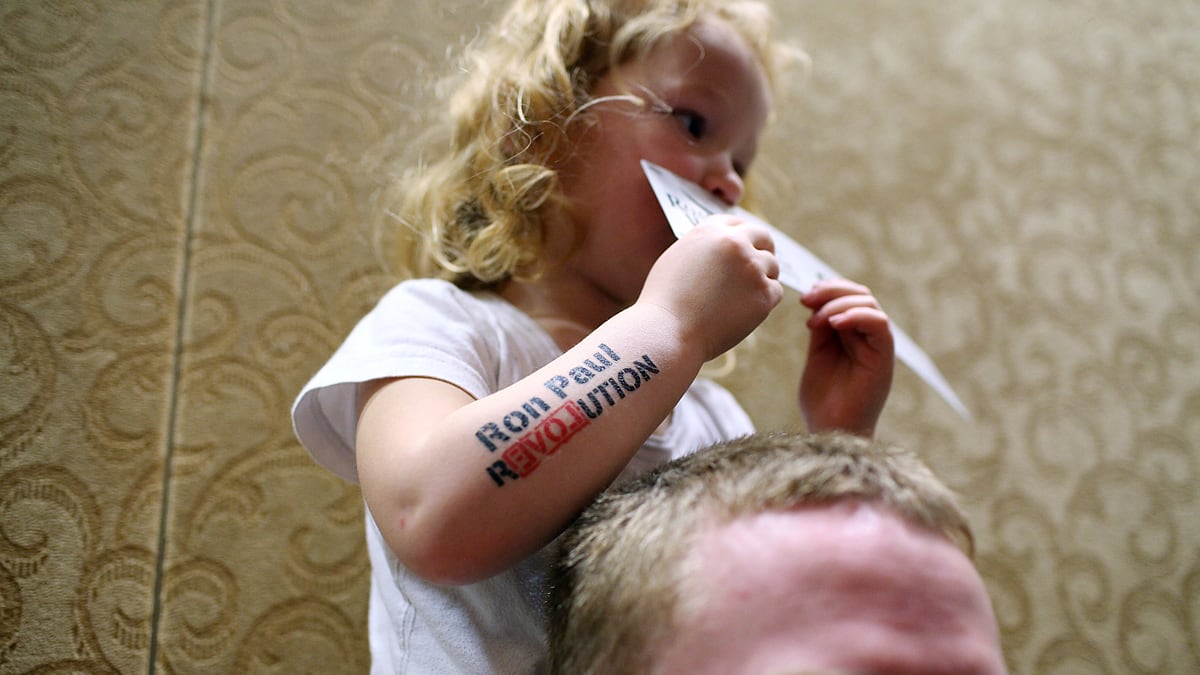 articles/2012/01/03/yes-ron-paul-has-4-000-babies/ron-paul-baby-coppins_ffmbwc