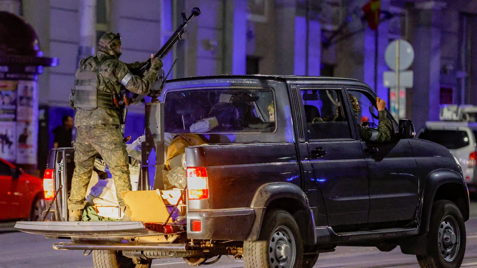 Russia’s elite reportedly took up arms after Yevgeny Prigozhin ordered his Wagner mercenaries to march on Rostov.