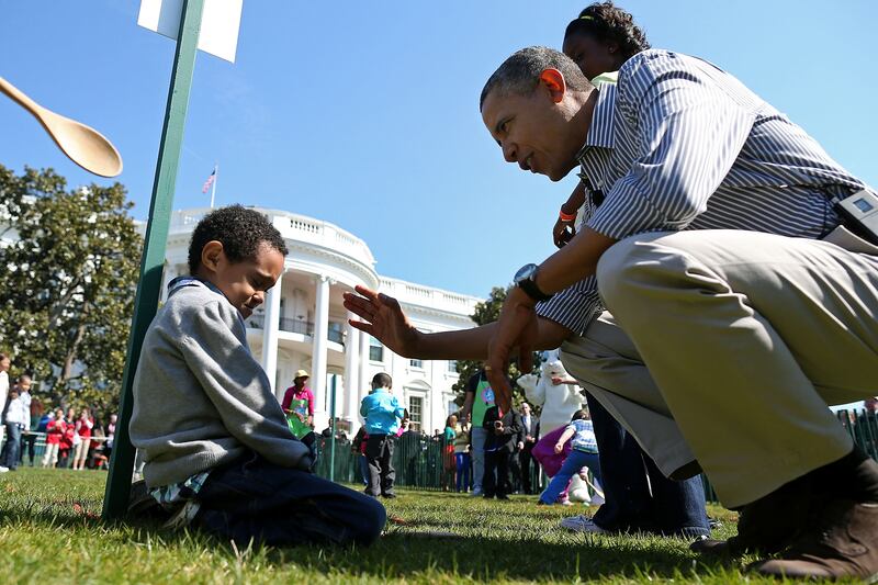 galleries/2013/04/01/obama-s-on-a-roll-photos-from-the-white-house-easter-egg-hunt/130401-white-house-easter-13_o5aet6