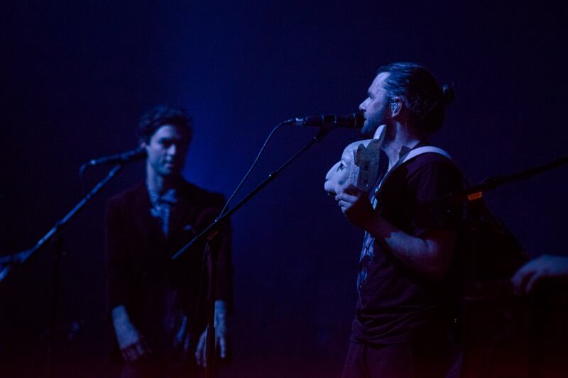 galleries/2014/12/17/doing-it-old-school-on-the-road-with-an-american-band-photos/141215-joiner-heart3_r591wb