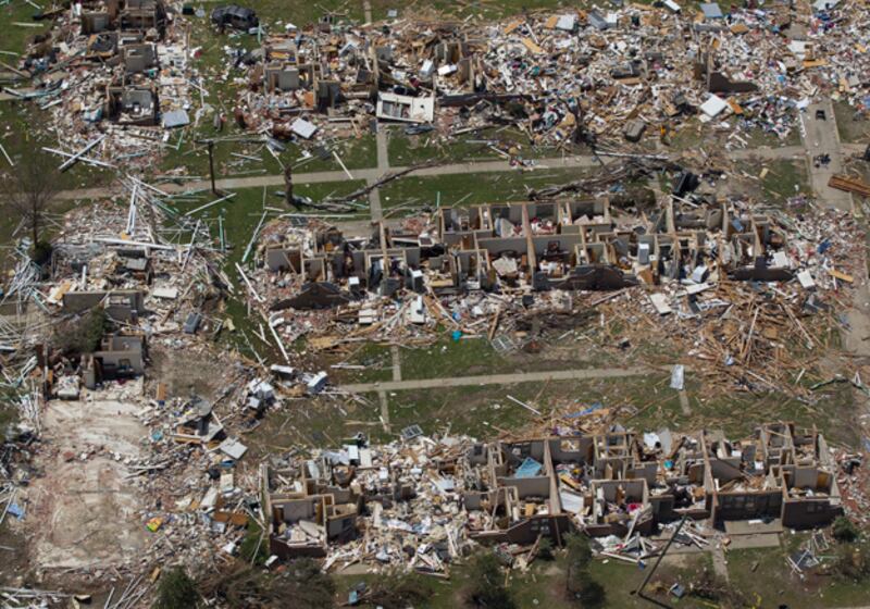 galleries/2011/05/23/tornado-states/tornado-states---alabama_oqlwhn