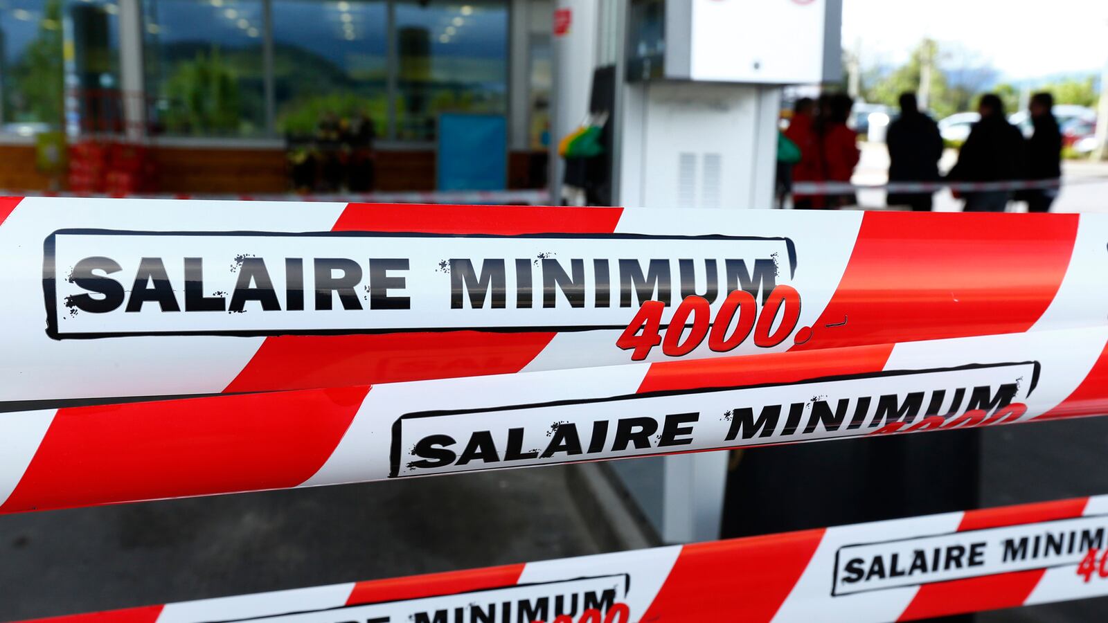 cheats/2014/05/16/switzerland-to-vote-on-record-min-wage/140516-swiss-cheat_tgmhpl