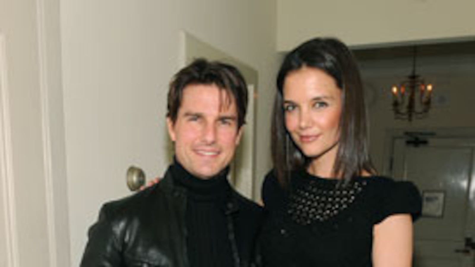 galleries/2010/01/16/hollywood-s-prom-season/critichoice---cruise-holmes_gtqd4v