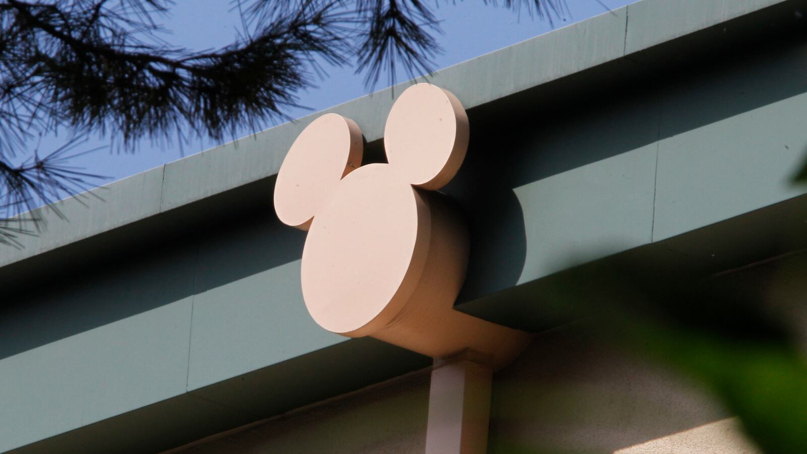 Ex-Marvel exec Ike Perlmutter says Disney ousted him over repeated clashes between him and leadership.