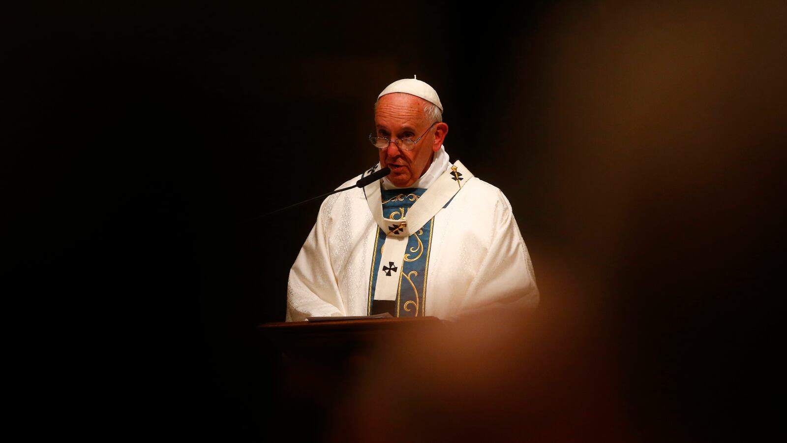 cheats/2015/09/27/pope-clergy-accountable-for-sex-abuse/150927-pope-cheat_p9scr9