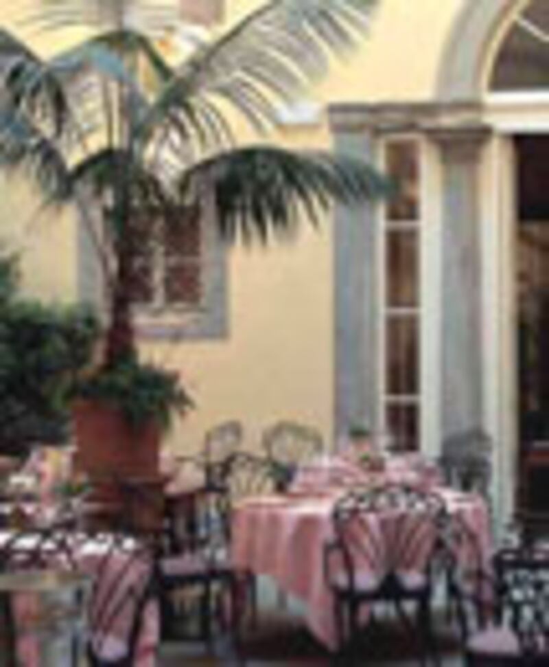 articles/2010/02/02/fresh-picks-31/fresh-picks---casella-restaurant_fziwuh