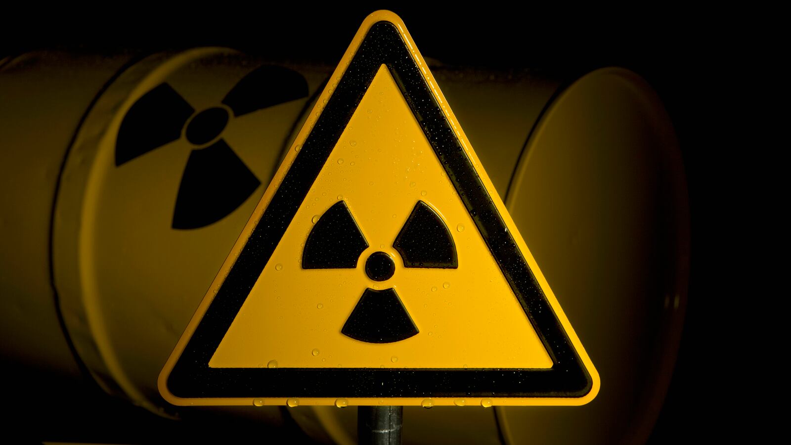 A radioactive warning sign.