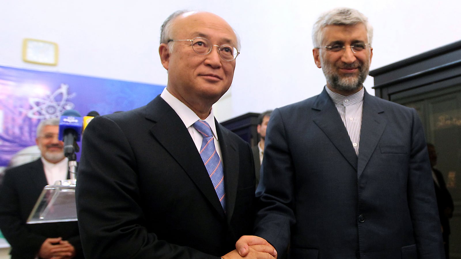 cheats/2012/05/22/u-n-nuclear-chief-iran-deal-soon/iran-un-nuclear-talks-cheat_zryu8a