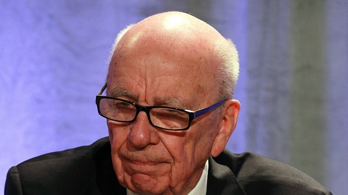 cheats/2012/12/17/fox-news-bans-gun-control-talk/murdoch-gun-control-cs_vpsyy9