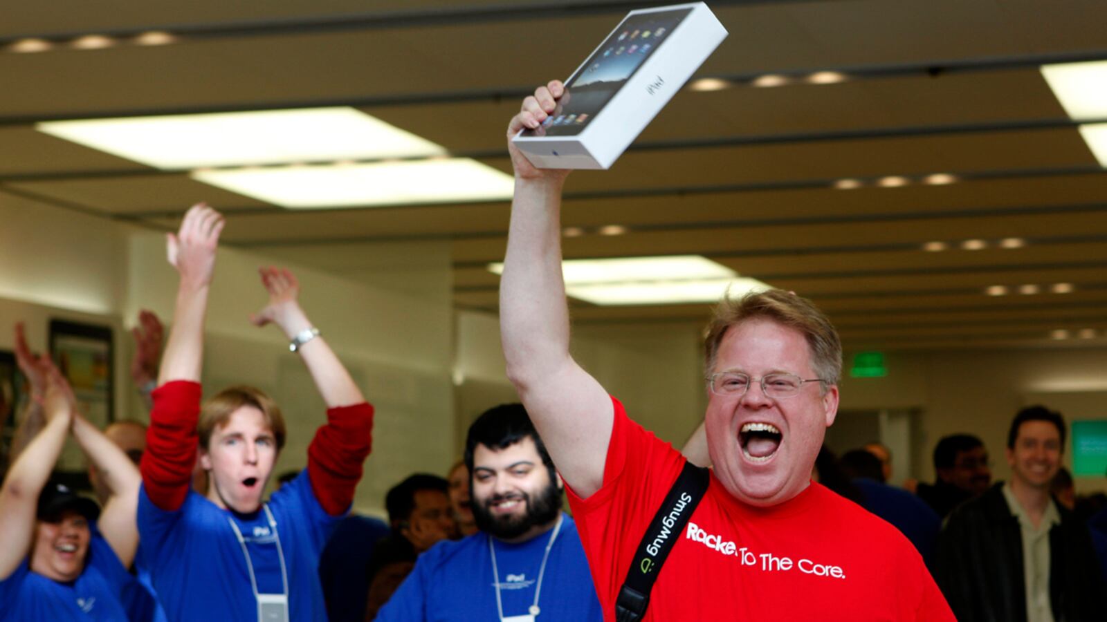 articles/2012/02/22/ethical-or-not-silicon-valley-bloggers-hit-up-vcs-for-angel-funds/silicon-valley-bloggers-lyons-tease_ye8snj