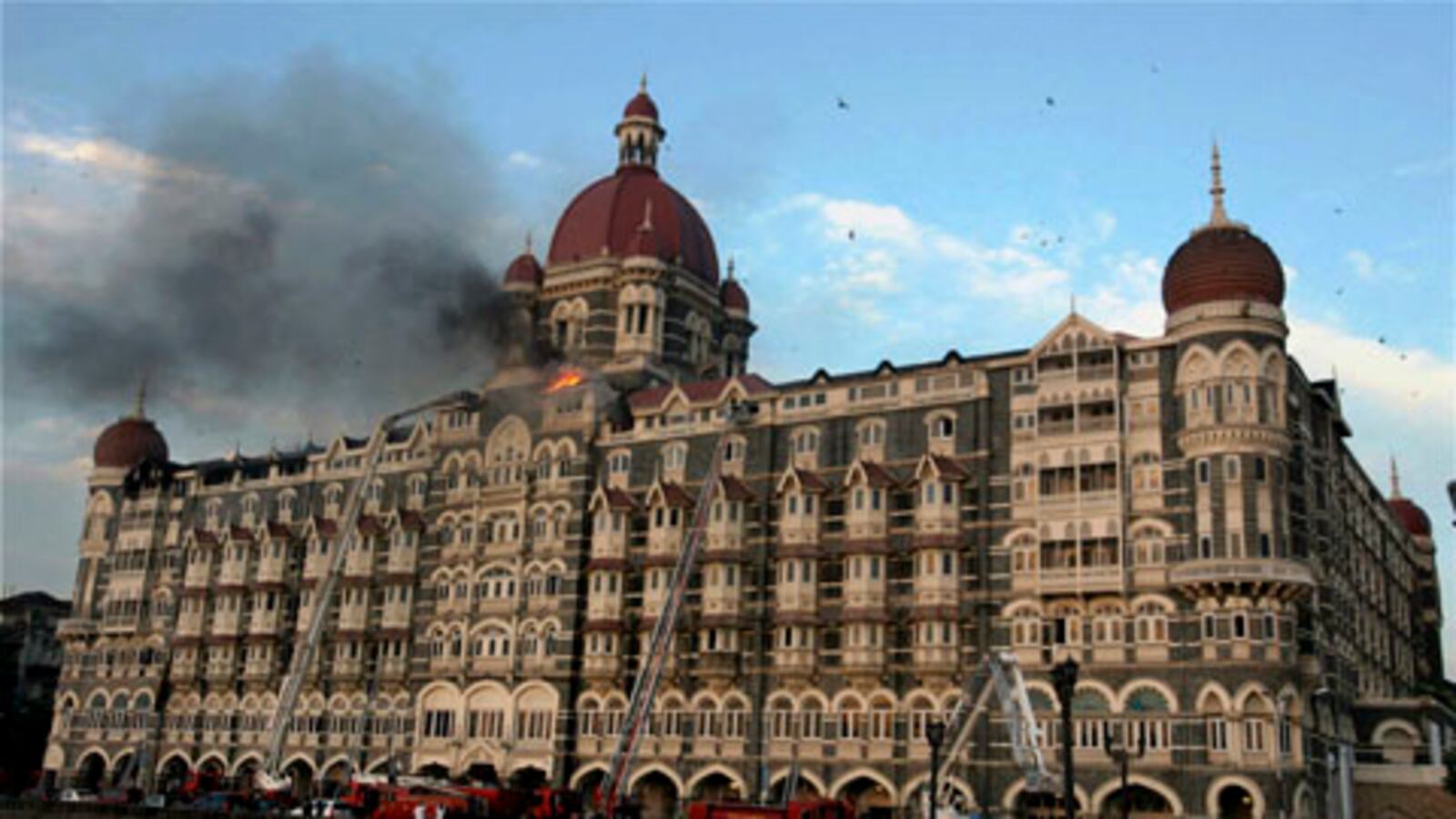 articles/2008/11/30/india-has-been-singed-badly/mohan-mumbai-taj_6201_xk2zu9