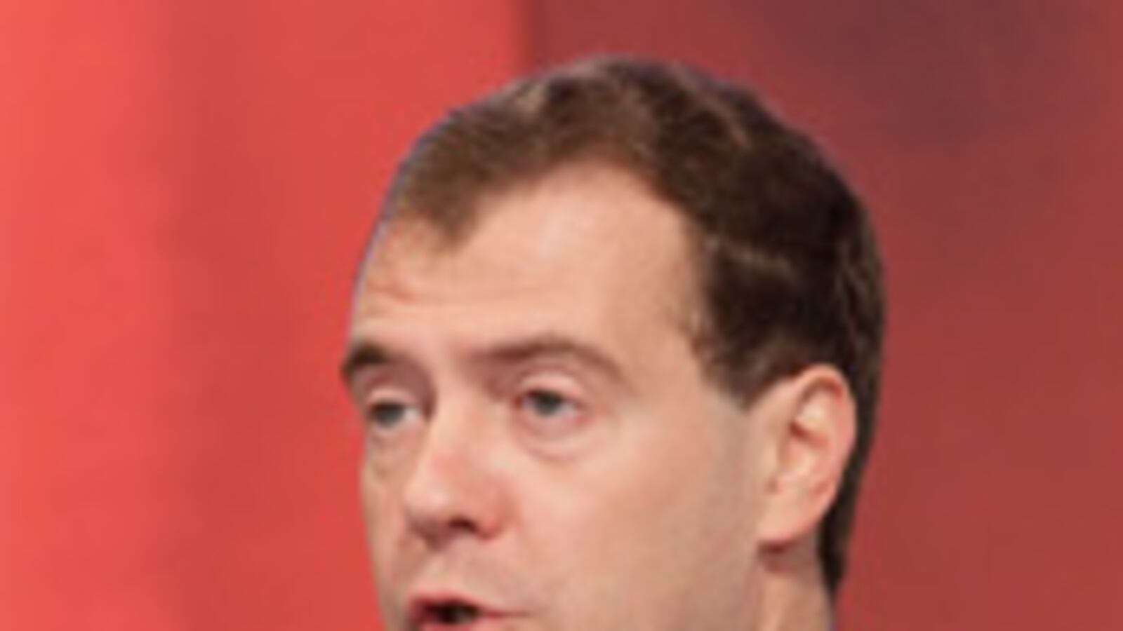 articles/2010/06/11/russia-cedes-to-mikhalkov-withdraws-award-for-poland/idov-russian-update_106350_zhomqg