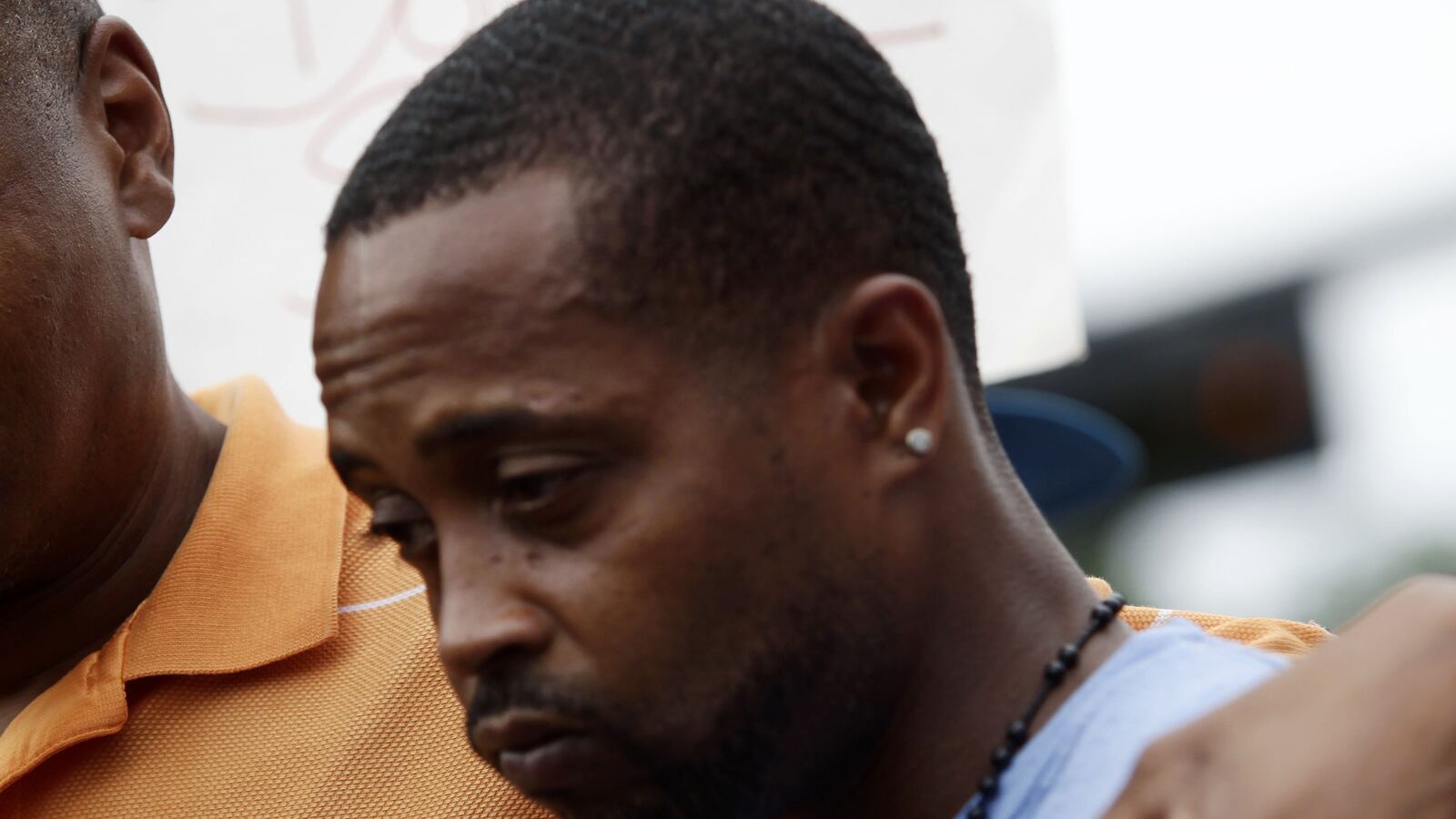 cheats/2014/12/03/michael-brown-stepdad-apologizes/141203-brown-stepdad-cheat_wernjs