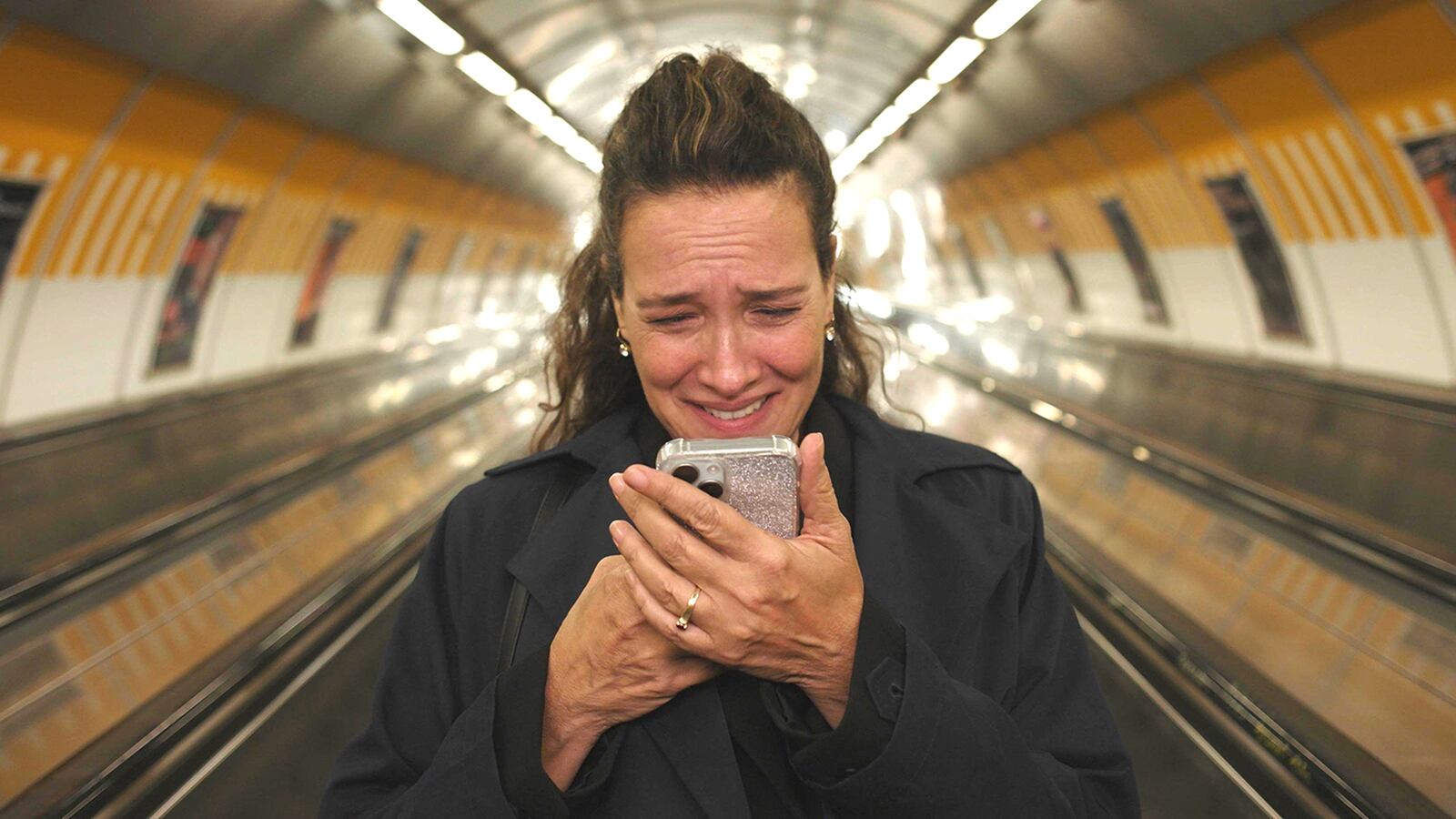 Yaël Abecassis in One Day in October.