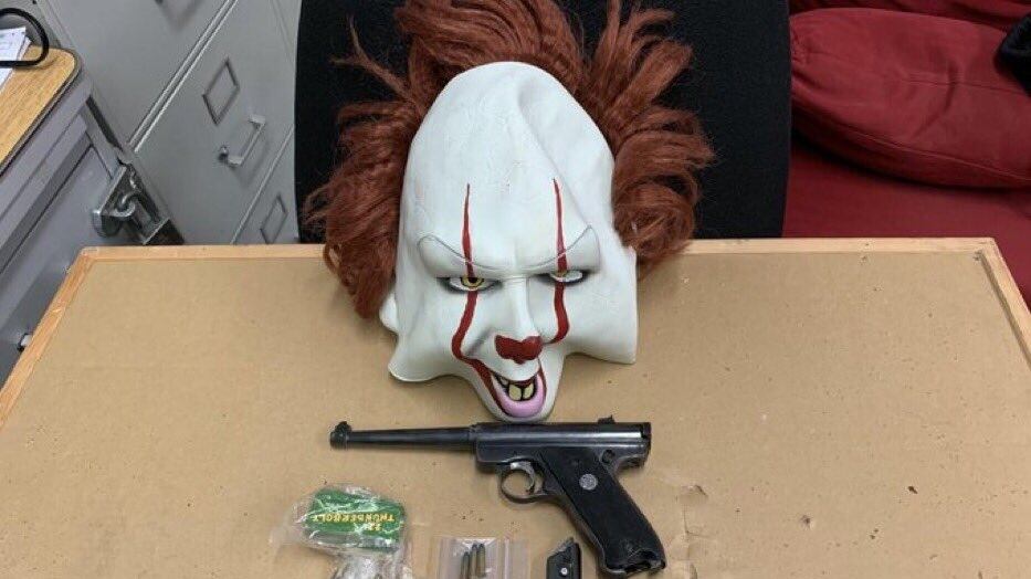 EDATfqcWsAMnNiC_v7rgus