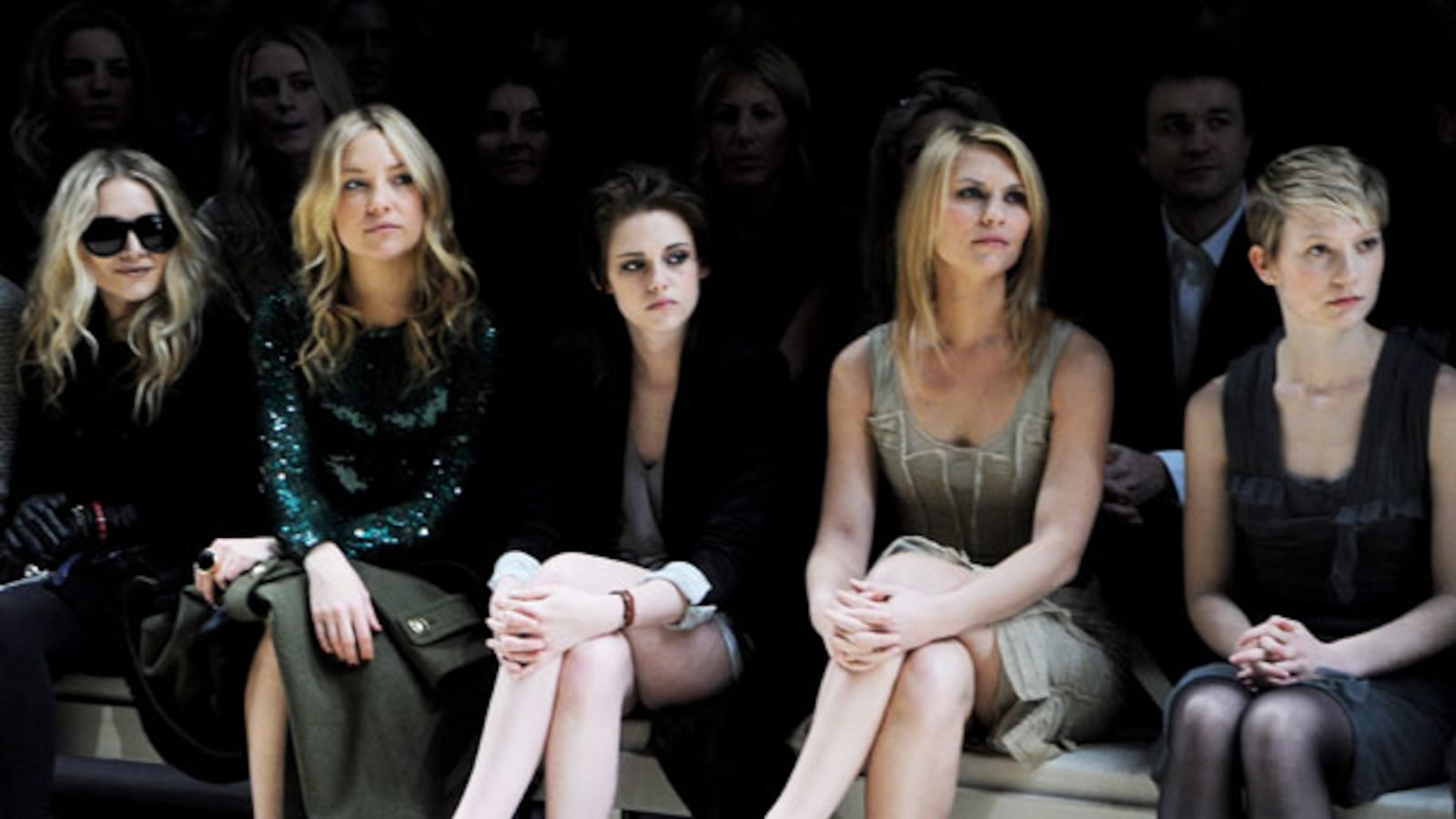galleries/2010/02/24/london-fashion-week/london-fashion-week---burberry-2_dvpbaq