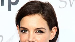 cheats/2009/06/16/can-katie-holmes-dance/holmes_rfqcmr