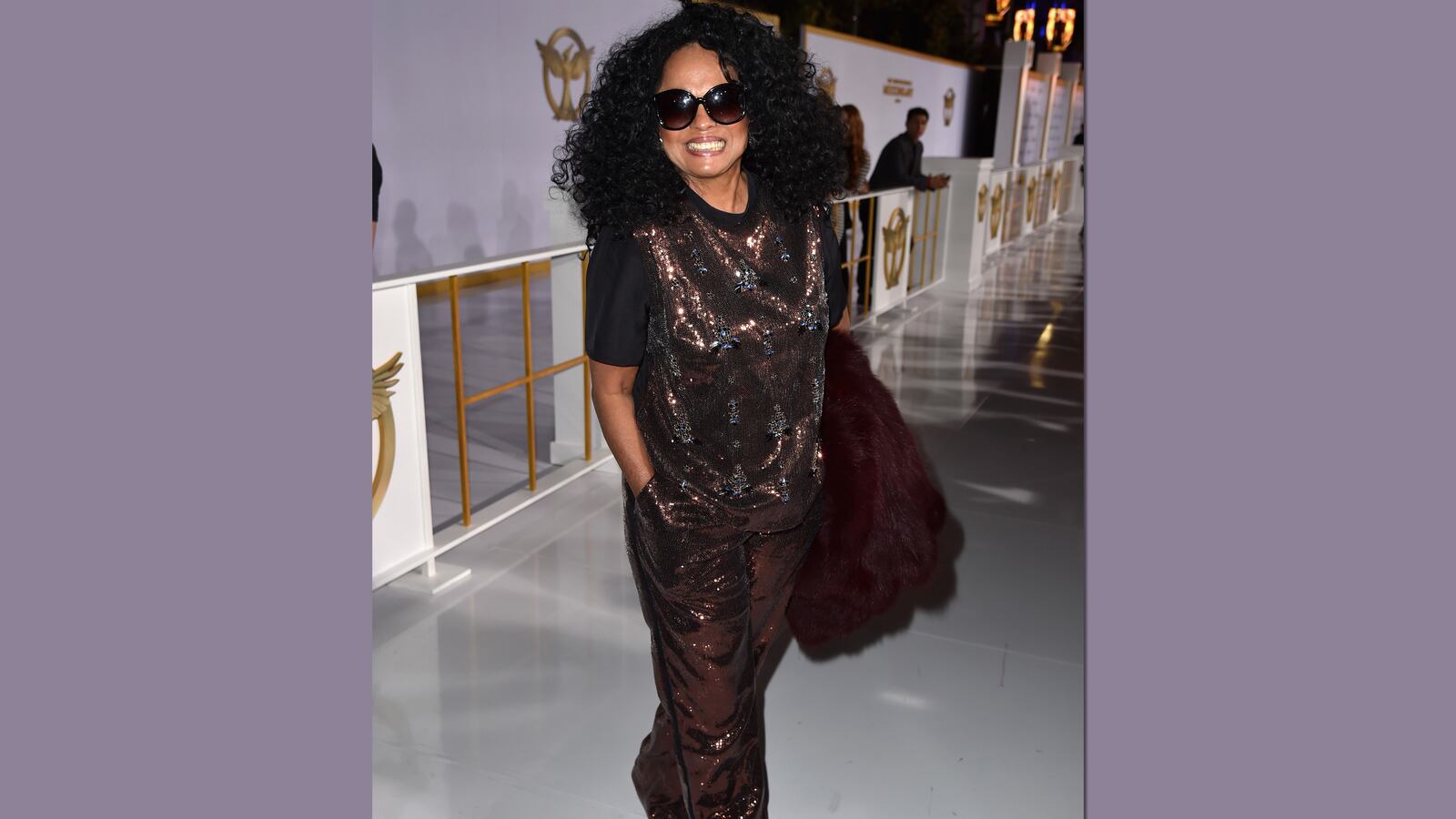 galleries/2014/03/26/celebrating-the-supreme-diana-ross-at-70-photos/141118-diana-jumpsuit-tease_roig4k