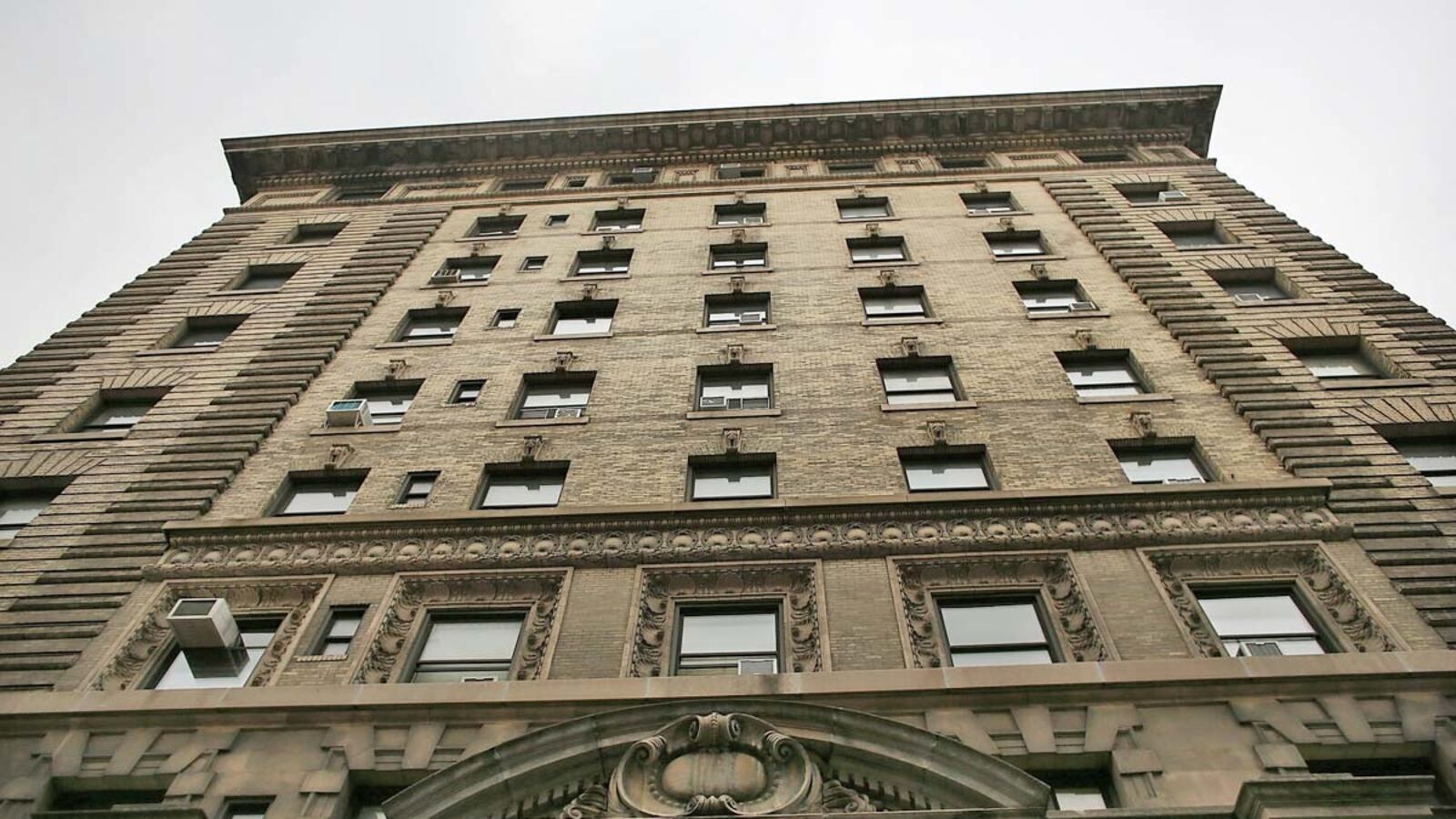 cheats/2012/11/05/police-nyc-nanny-resented-employers/nanny-killer-resented-family-cheat_ck2lrl