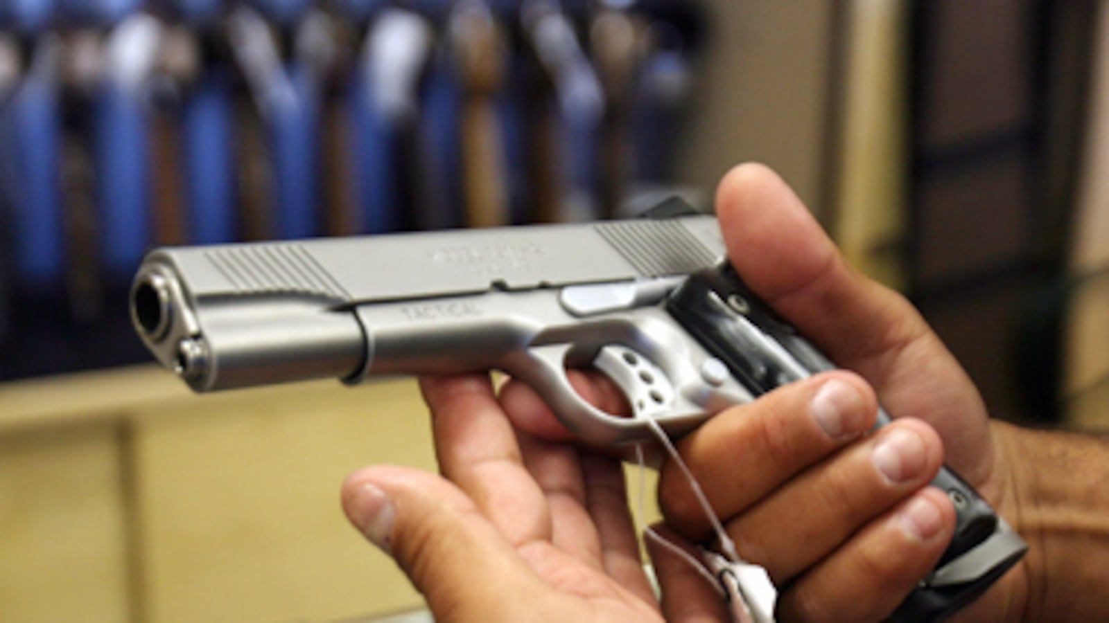 articles/2011/01/15/firearm-sales-how-to-buy-a-gun-in-arizona/conant-gun-sellers_153207_jmtlmm