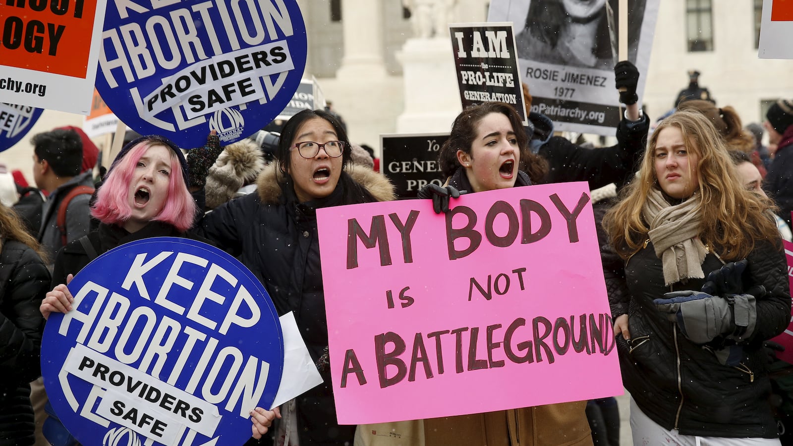 2016-01-22T120000Z_197530740_GF20000103844_RTRMADP_3_USA-ABORTION_xftzqq