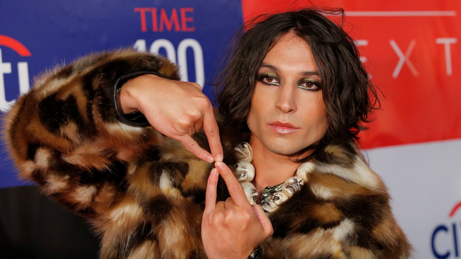 2019-11-15T024615Z_1973383985_RC2EBD94D1K9_RTRMADP_3_NEW-YORK-TIME-100_u2pimp