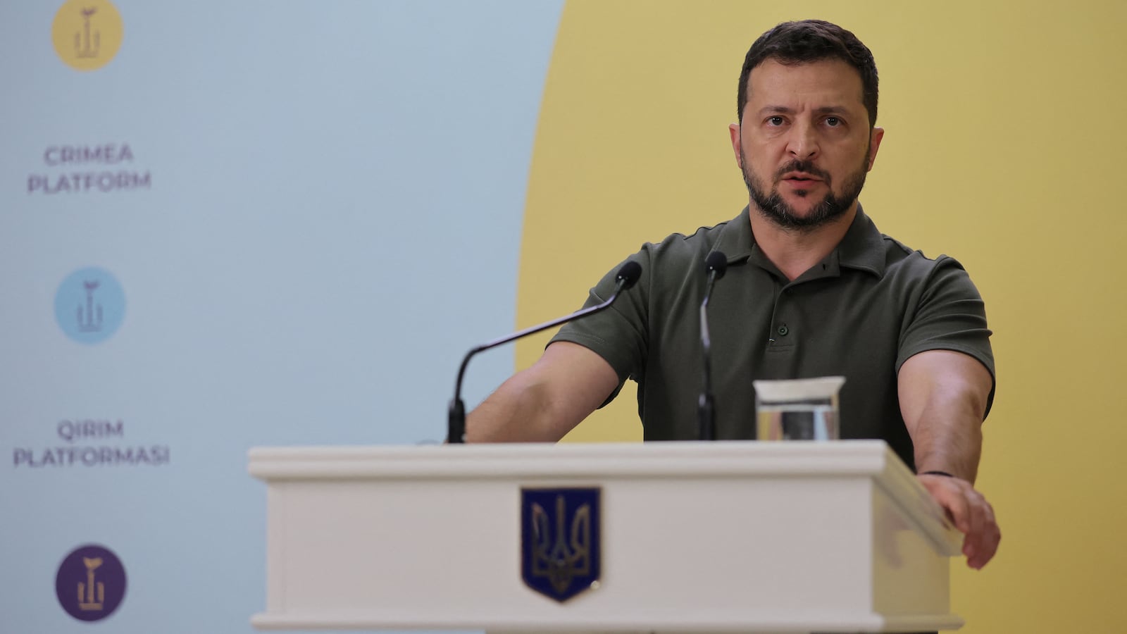 Volodymyr Zelensky speaks at the press conference after the opening session of Crimea Platform conference in Kyiv