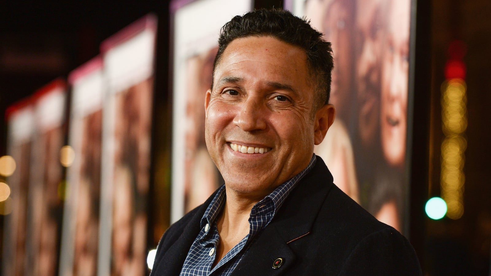 201022-bradley-oscar-nunez-tease_m9ez8u