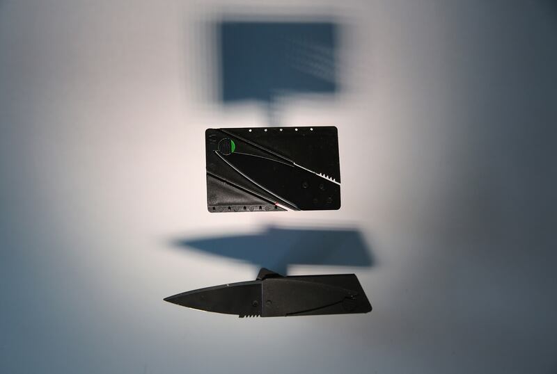 galleries/2014/11/26/the-most-insane-weapons-seized-at-jfk-photos/141119-tsa-weapons-07_ansiqy