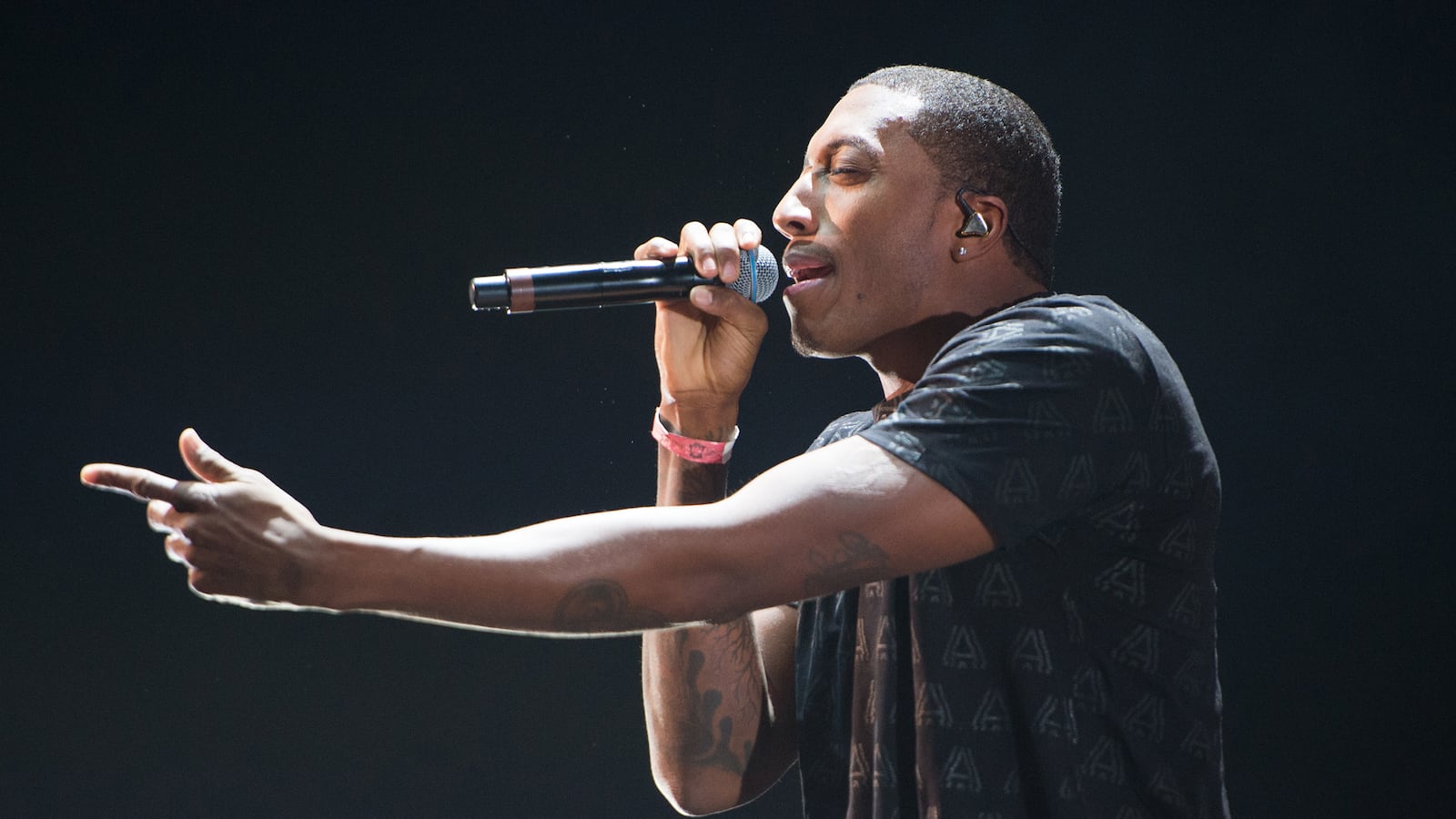 articles/2014/12/28/down-with-the-king-christianity-isn-t-hiding-in-rap-s-closet/141226-williams-christian-rap-tease_cszbgq