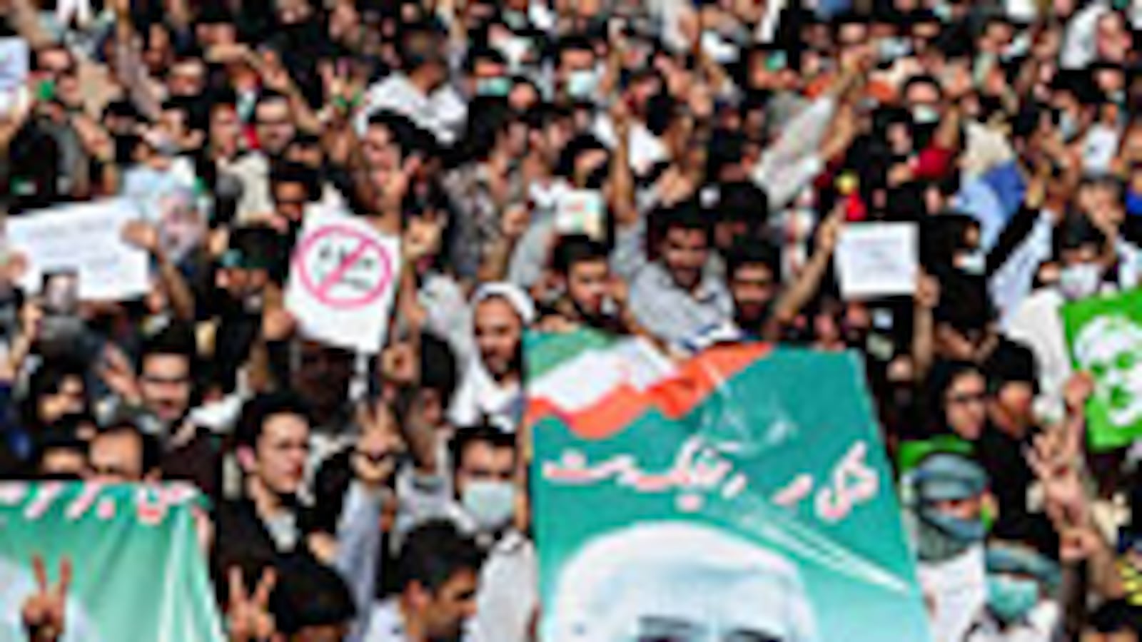articles/2009/06/17/media-battle-lines-drawn-on-iran-uprising/nematt-iran-revolution_32509_cslrmi