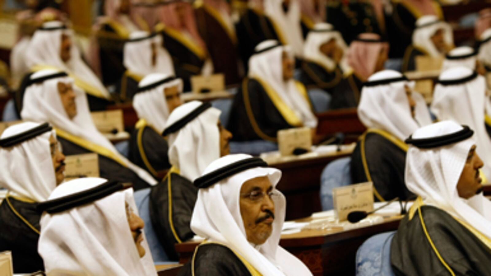 articles/2011/05/16/saudi-arabias-degenerate-new-law-dont-criticize-the-leaders/keyes-saudi-law_181044_tinljp