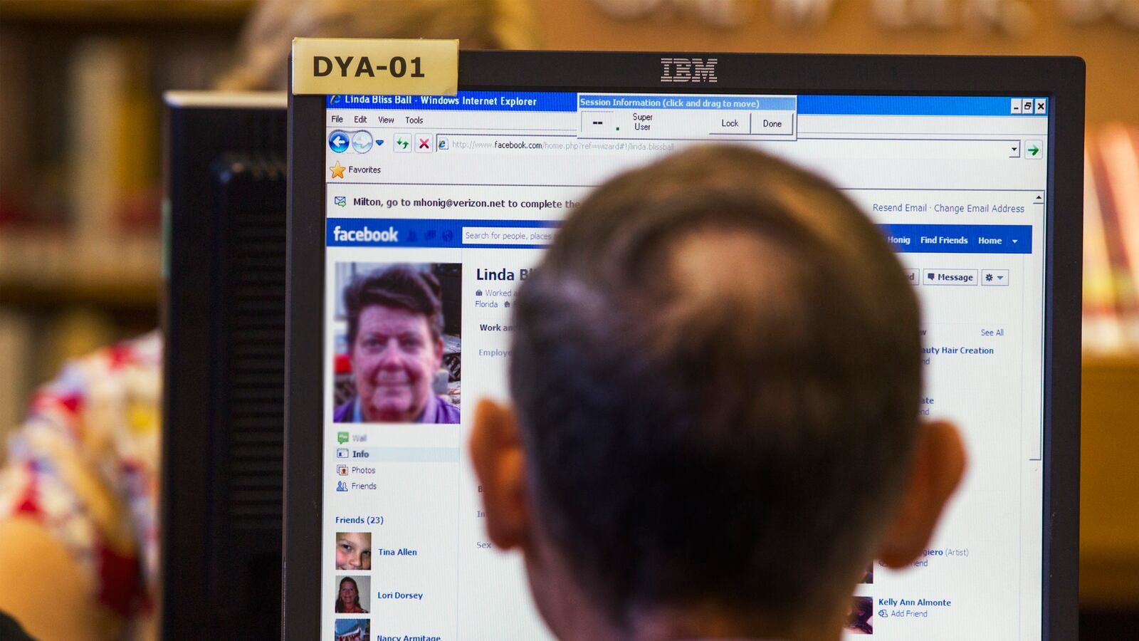 articles/2013/07/25/dear-old-people-the-internet-is-forever/130724-old-people-social-media-zadrozny-tease_f6aa5c