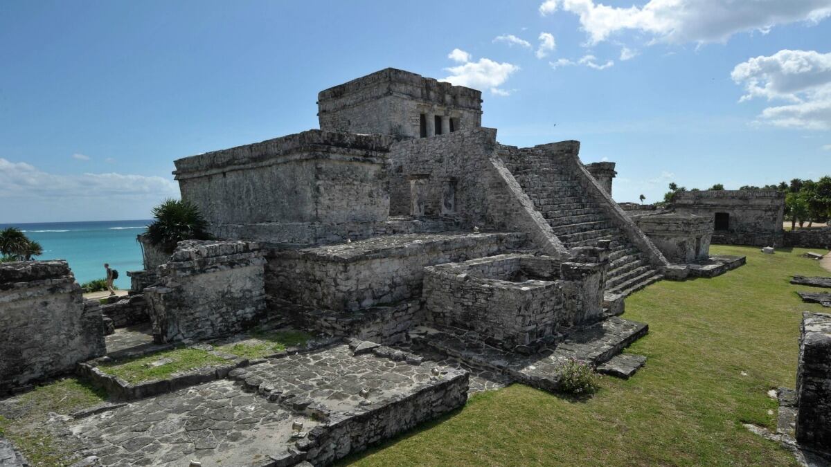 articles/2012/02/25/what-wrecked-the-mayans/mayan-temple_vtydqb
