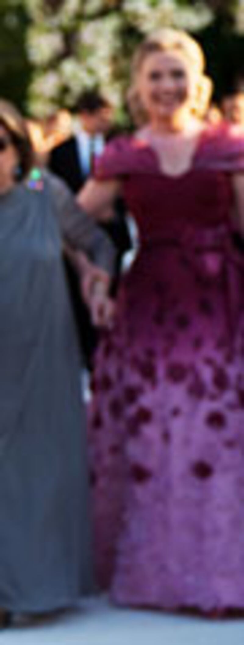 articles/2010/08/02/chelsea-clintons-wedding-dress-knockoff/howorth-chelsea-dress_117530_vysmhc