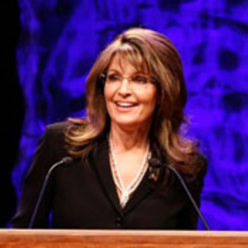 articles/2010/02/07/queen-of-the-tea-party/avlon-tea-party-palin_80240_gp7fpd