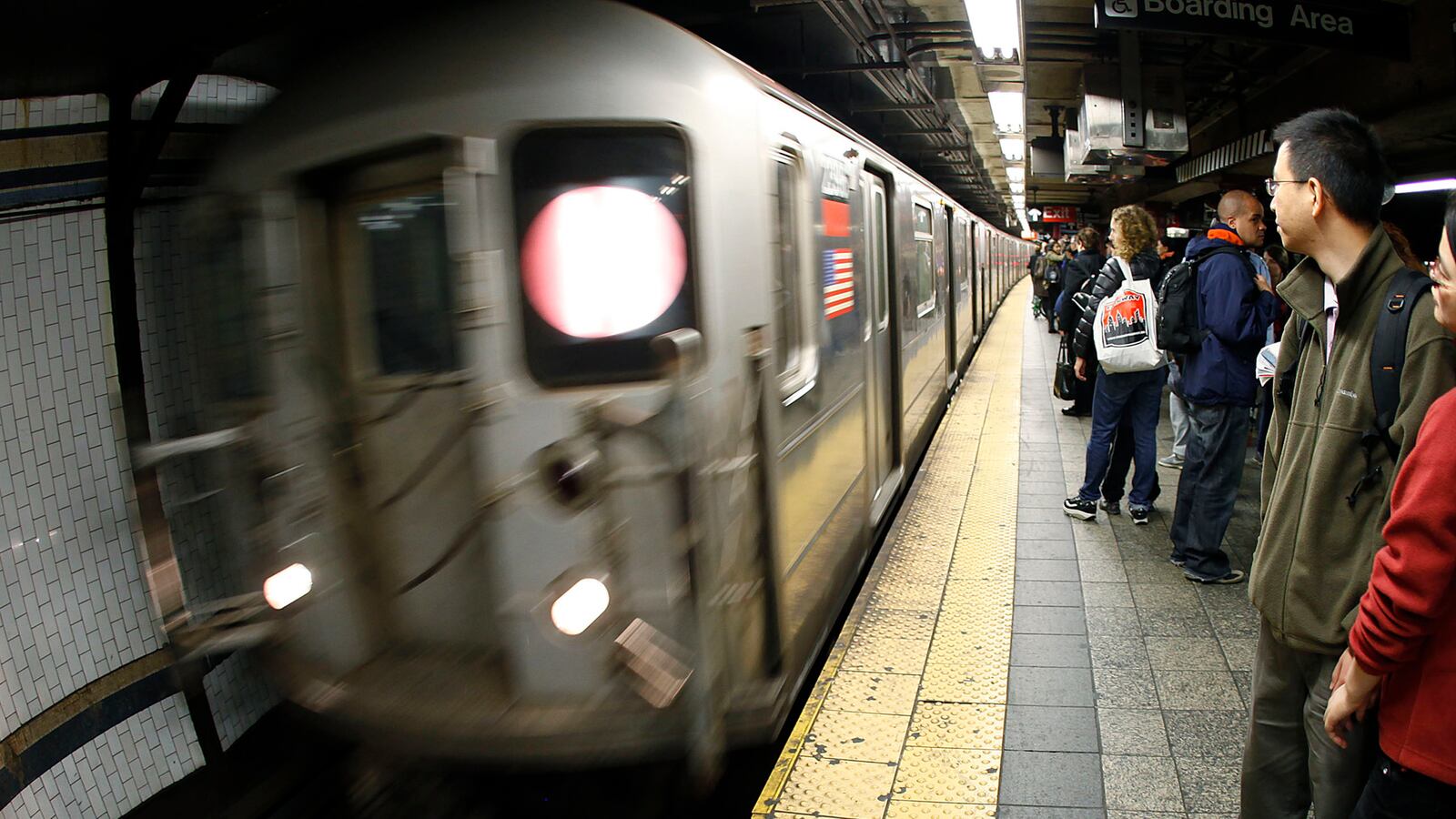 cheats/2014/01/28/high-homeless-man-wins-1-9-mill/140128-subway-lawsuit-cheat_pm8qcq