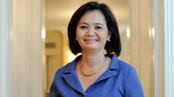 articles/2009/06/27/cambodias-fearless-heroine/sheehy-mu-sochua_34115_kgedi9