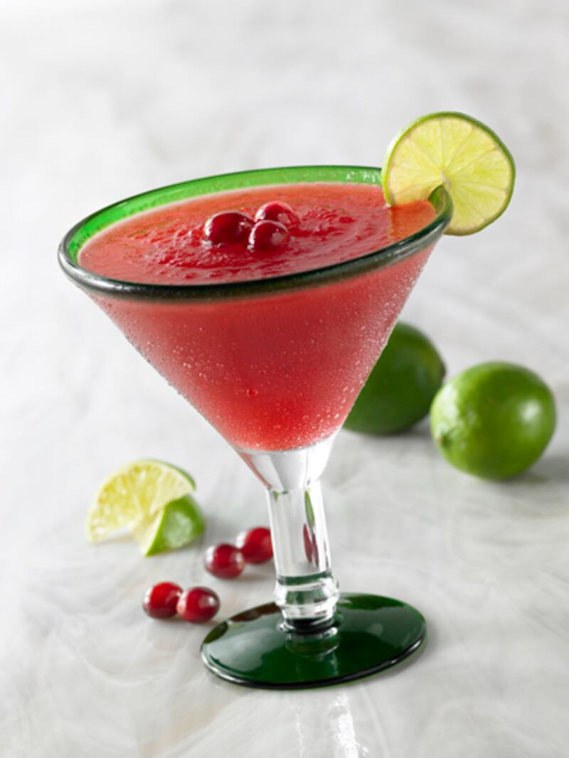 galleries/2011/11/29/20-fattening-holiday-drinks-photos/fattening-holiday-drinks-cranberry-martini_zsrvoa