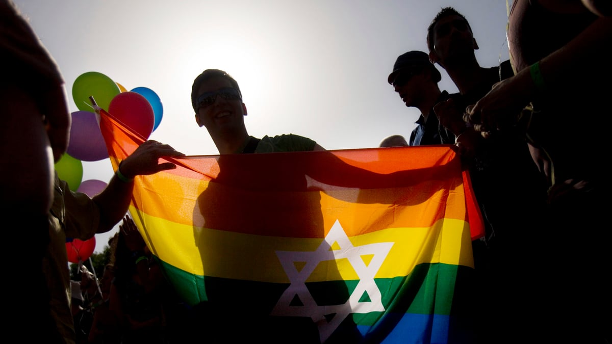 cheats/2012/06/01/conservative-jews-ok-gay-marriage/conservative-jewish-gay-marriage-cheat_yy0xhg