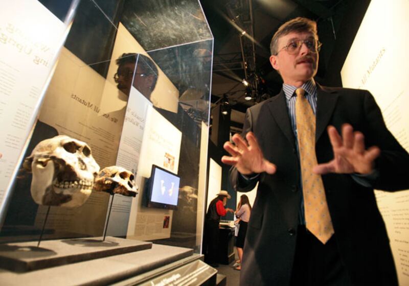 galleries/2009/11/04/hot-jobs/hot-jo8_fpwjv3