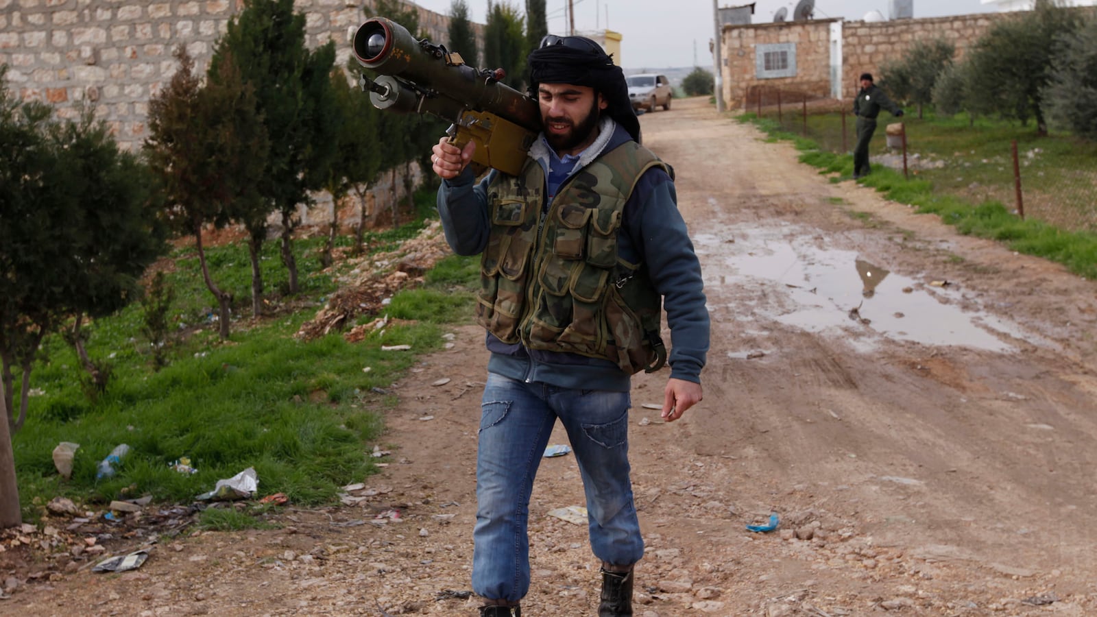 articles/2016/04/25/u-s-fears-new-missile-race-in-syria-would-help-isis/160425-harris-manpads-tease_nzyup1