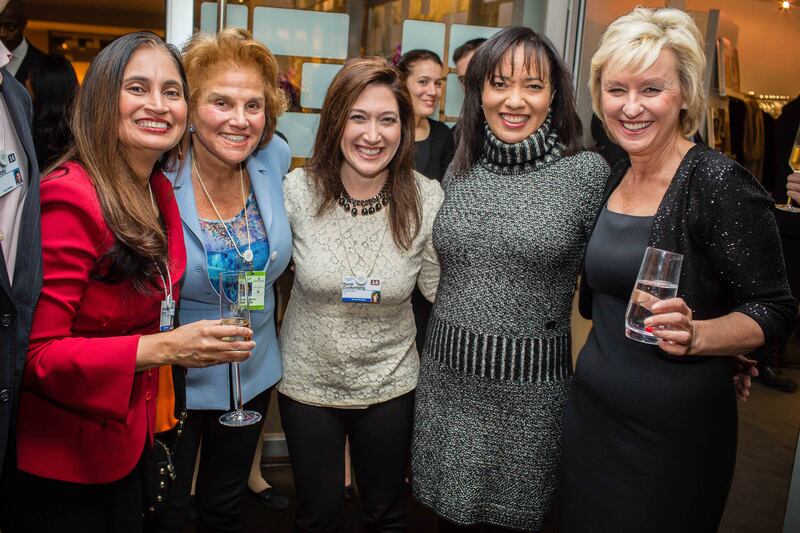 galleries/2014/01/23/tina-brown-and-credit-suisse-host-women-of-impact-dinner-in-davoss-photos/140123-brown-davos11_lkhti3