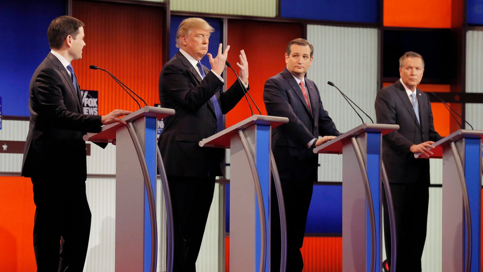 articles/2016/03/04/the-debate-that-killed-your-brain-cells/160303-debate-tease1_fvsghk