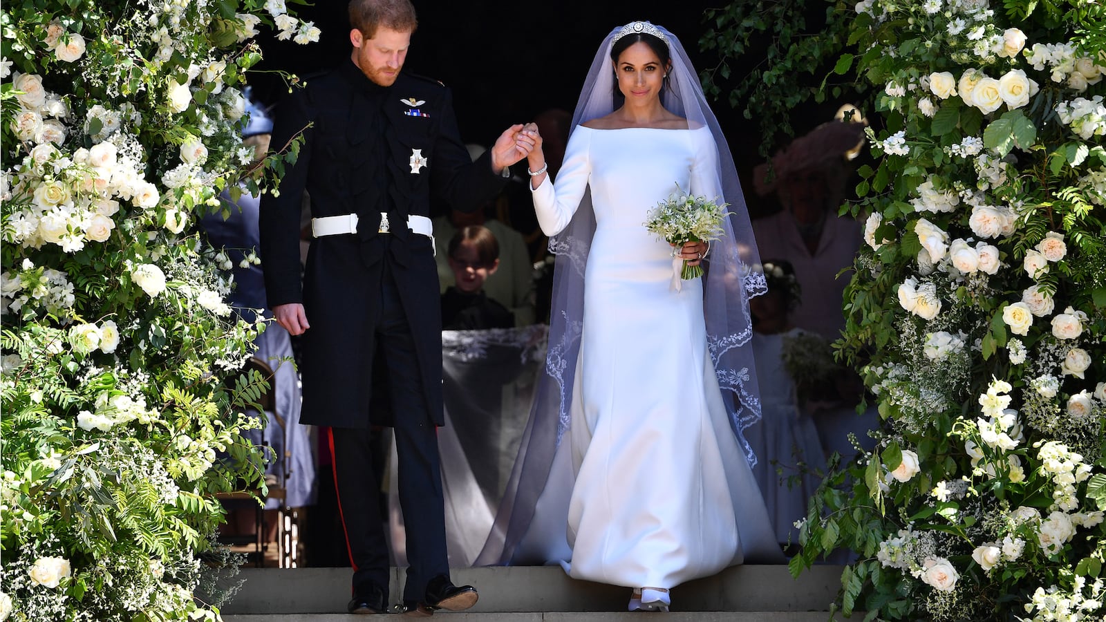 180519-sykes-preggo-tease_nbclpn