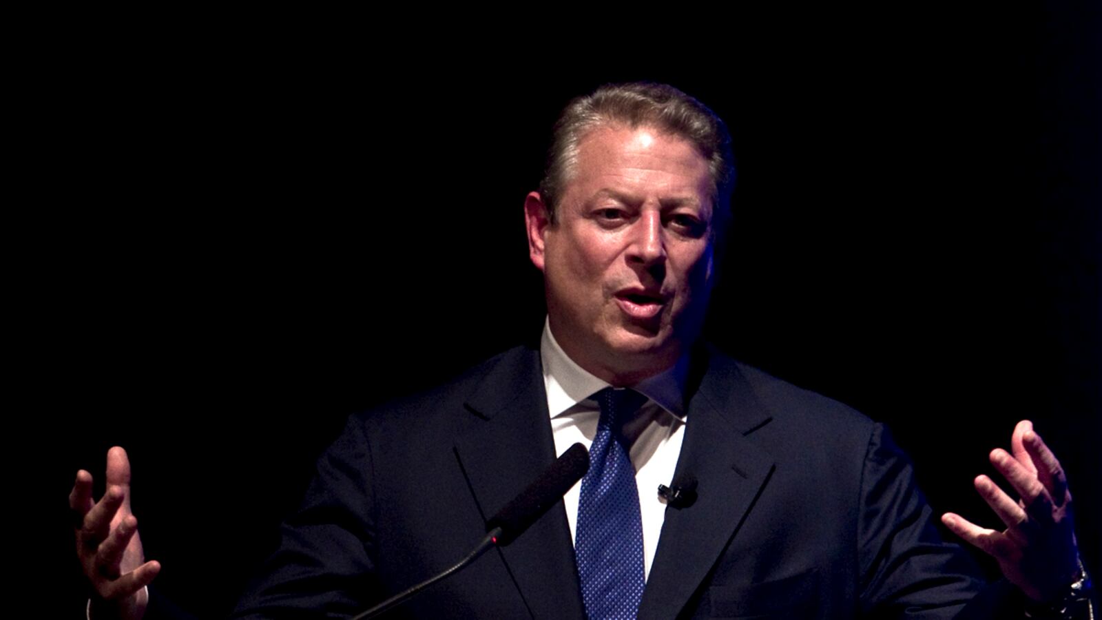 cheats/2011/08/10/al-gore-for-president-in-2016/al-gore-climate-clift_aenae1