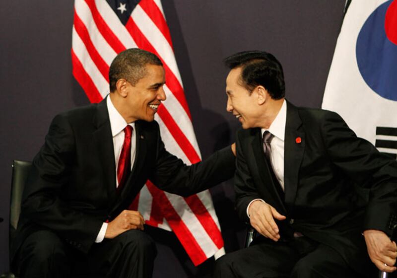 galleries/2009/04/01/the-obamas-first-overseas-trip/g20-gallery-6_oymbpj